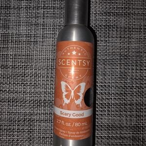 New! Scentsy Scary Good Room Spray